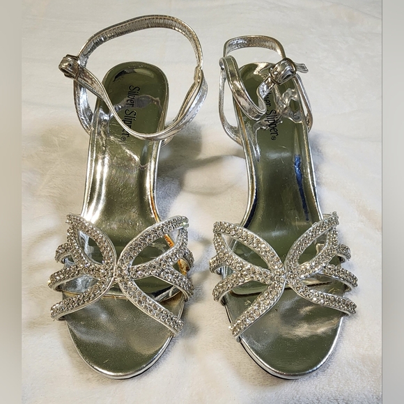 Silver Slipper Shoes - Silver‎ Rhinestone Beaded Strappy Heels by Silver Slipper, EUC, Size 7